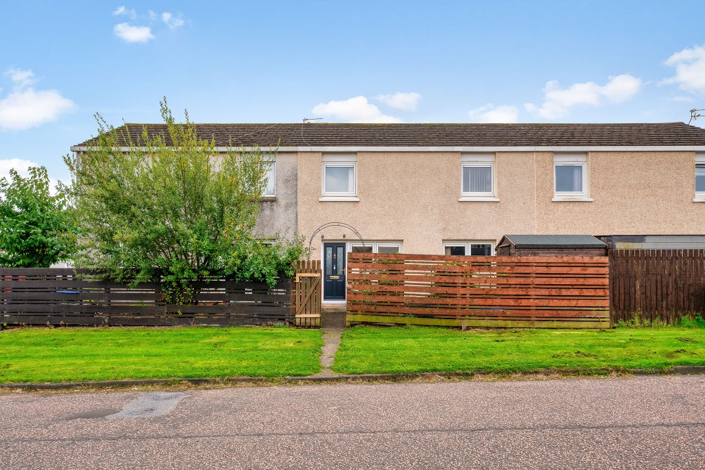 P633: Nelson Avenue, Livingston, West Lothian