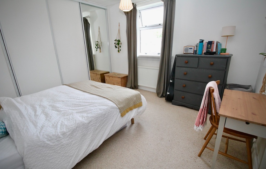 Boswall Square, Edinburgh, EH5 2EQ