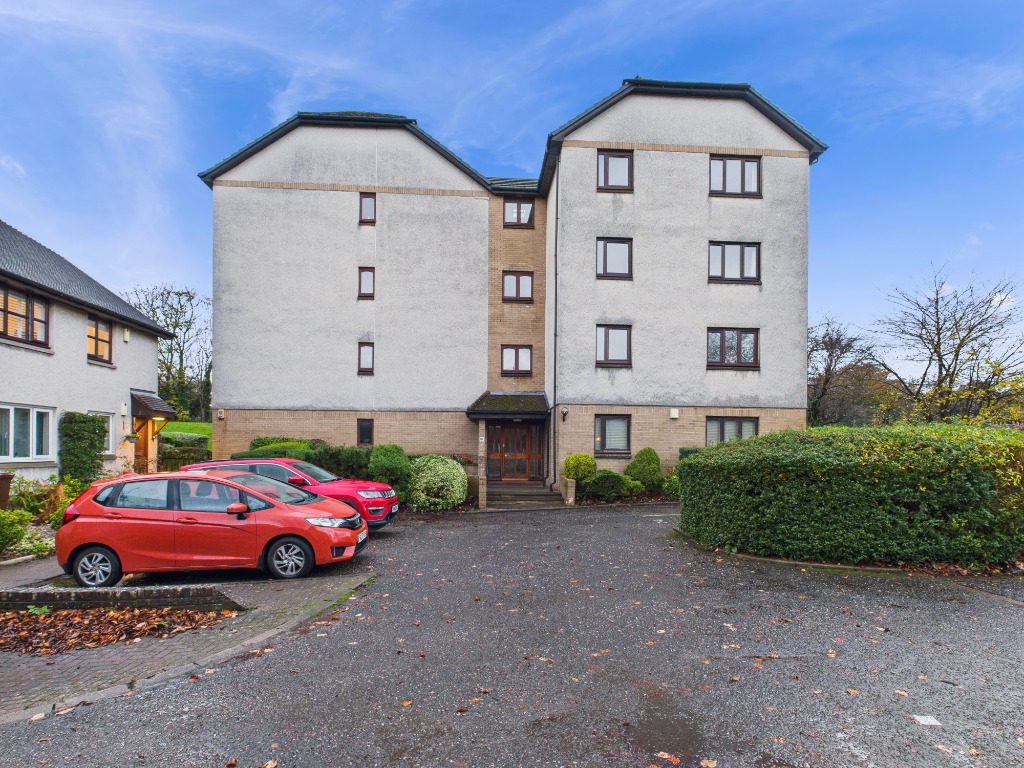 Dalmeny Road, Edinburgh, EH6 4QY