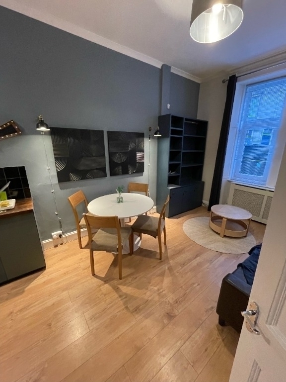 Dean Park Street, Edinburgh, EH4 1JS
