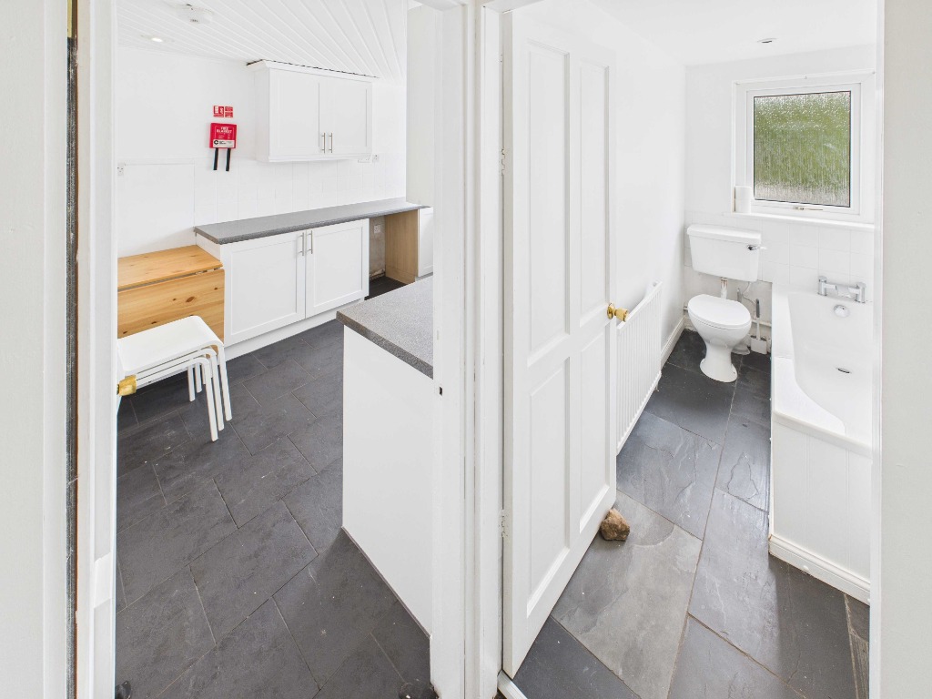 Main Street, Perthshire, FK17 8BD