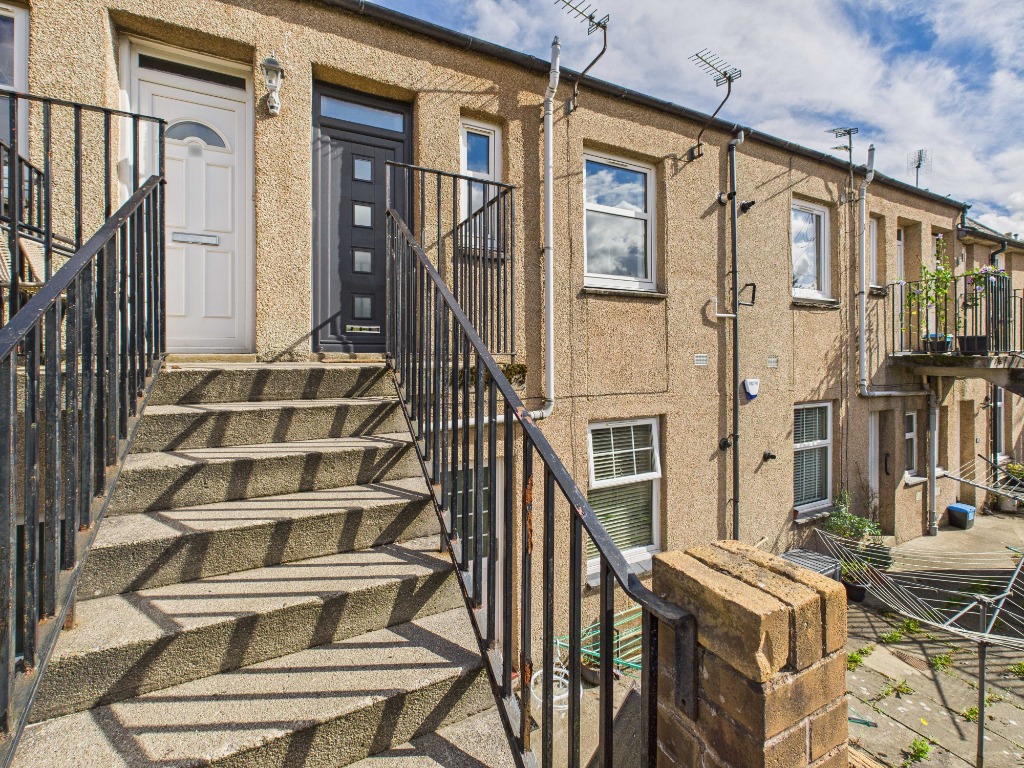 Springfield Place, Midlothian, EH25 9LW