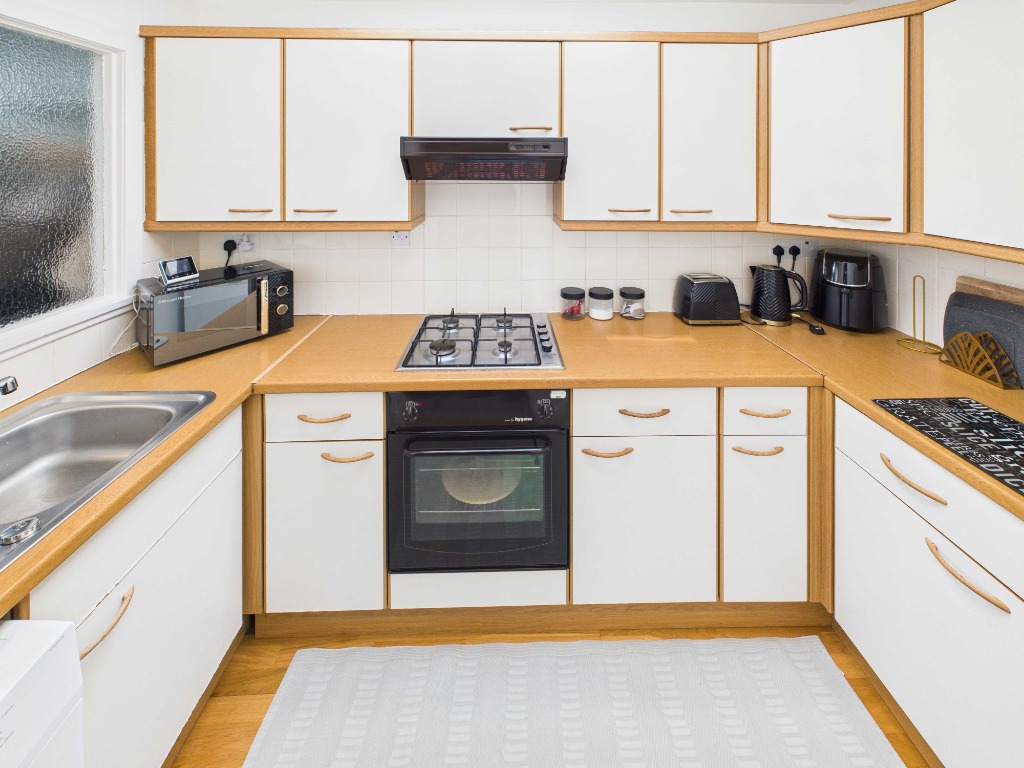 Springfield Place, Midlothian, EH25 9LW