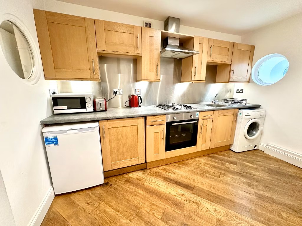 Douglas Gardens Mews, Edinburgh, EH4 3BZ