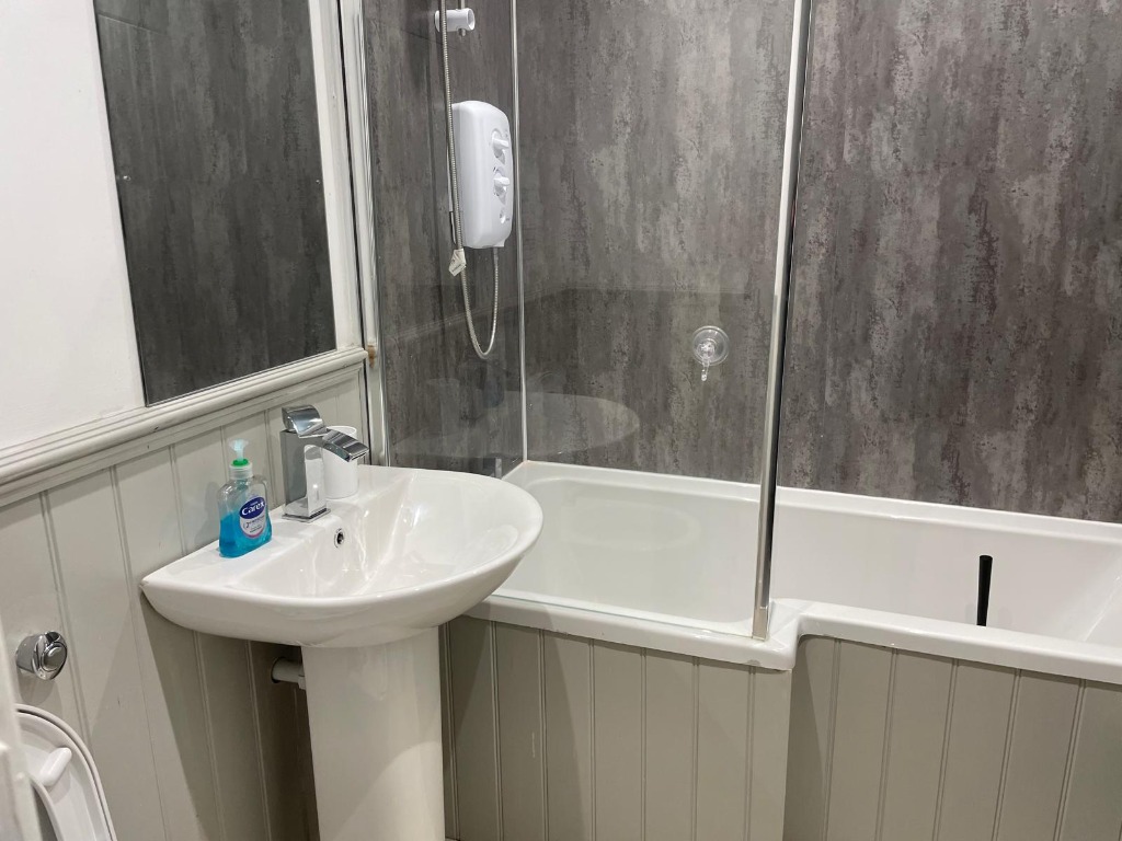 Worlds End Close, Edinburgh, EH1 1TD