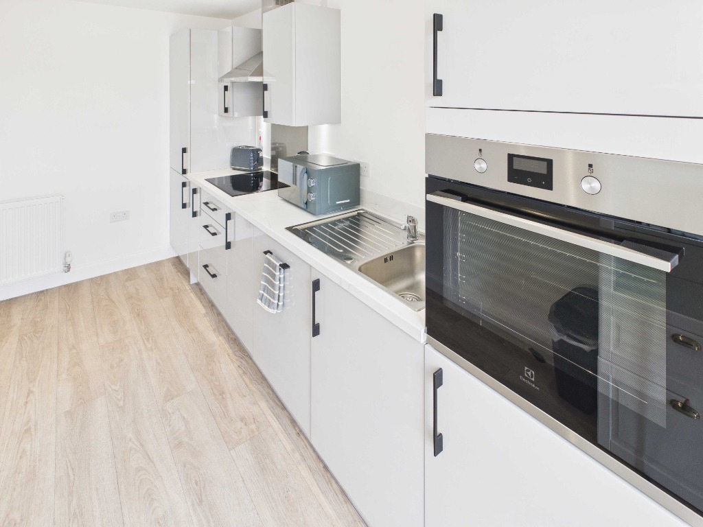 Cunningham Square, Edinburgh, EH15 1BF