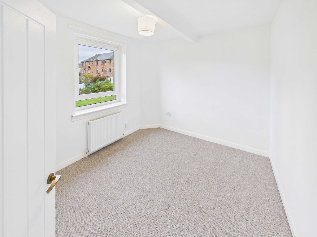 Hutchison Medway, Edinburgh, EH14 1QL