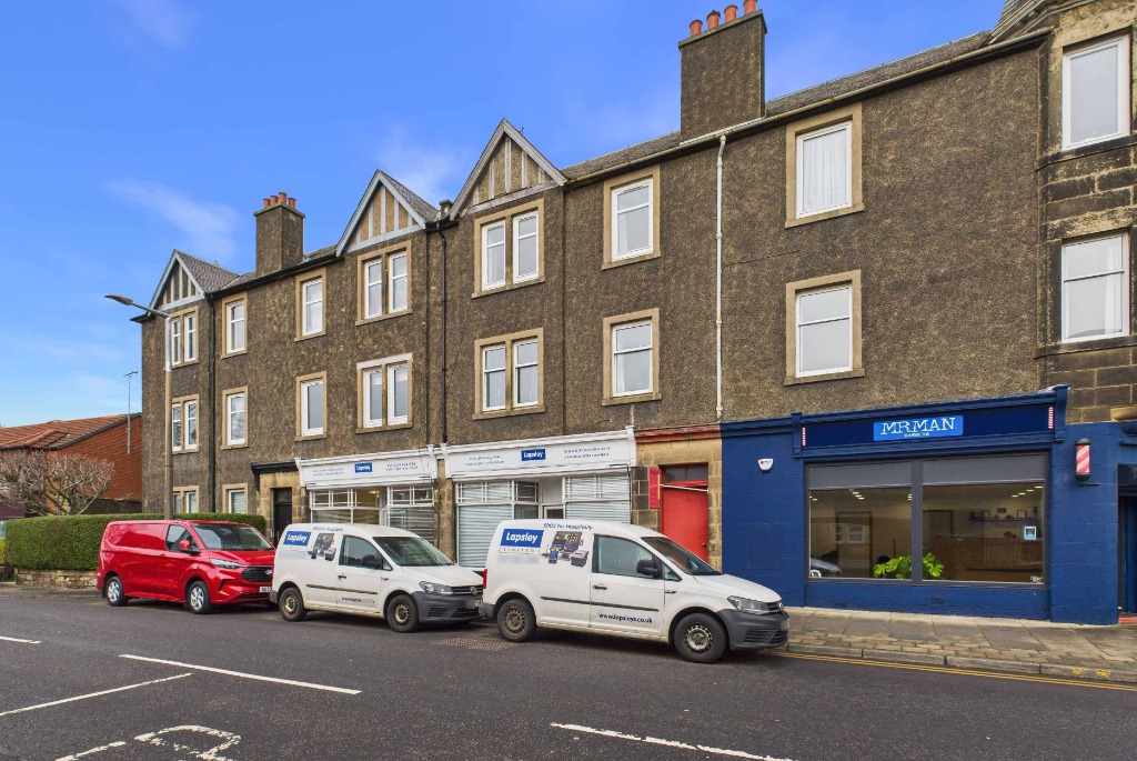 Lasswade Road, Edinburgh, EH16 6JB