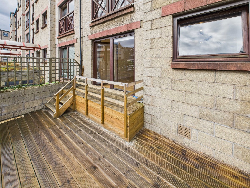 Timberbush, Edinburgh, EH6 6QR