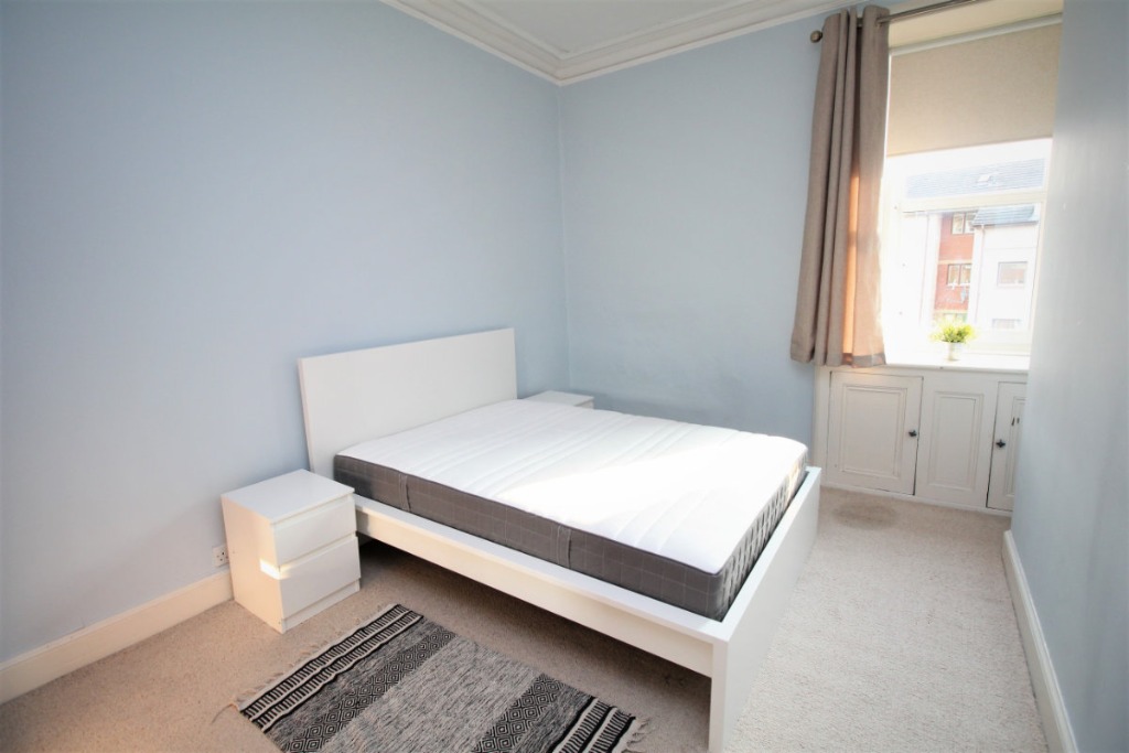 Albion Road, Edinburgh, EH7 5QU