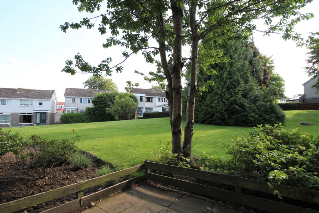 Mortonhall Park Place, Edinburgh, EH17 8SZ