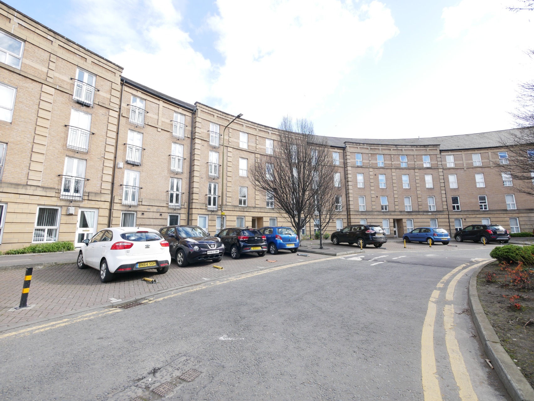 P266: Morrison Circus, West End, Edinburgh