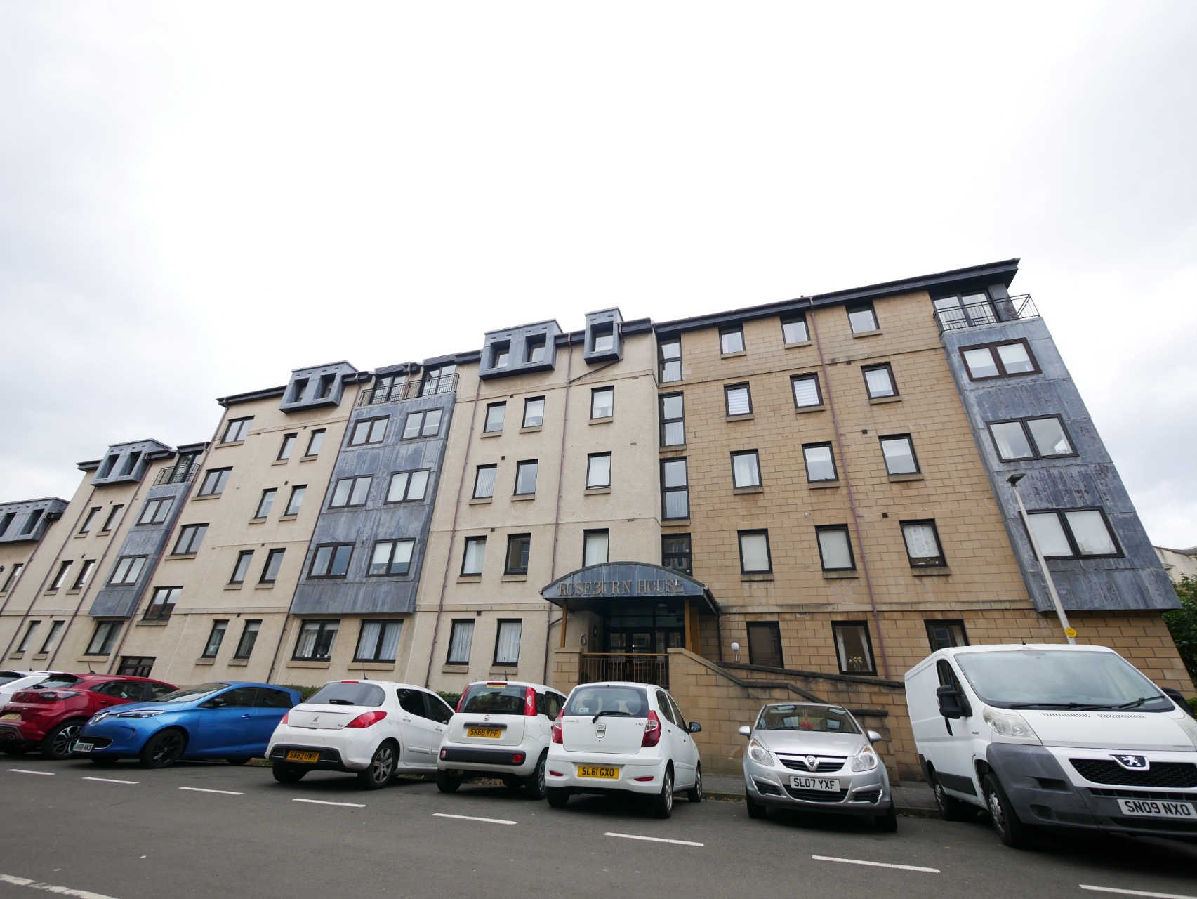 P599: Roseburn Drive, Roseburn, Edinburgh