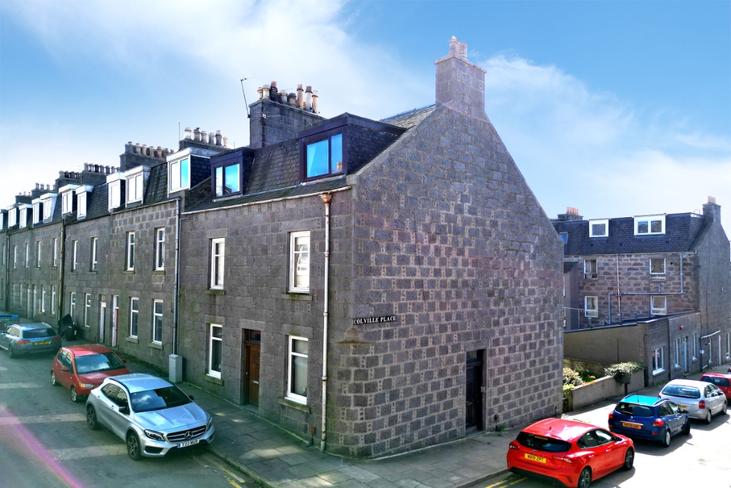 Colville Place, AB2