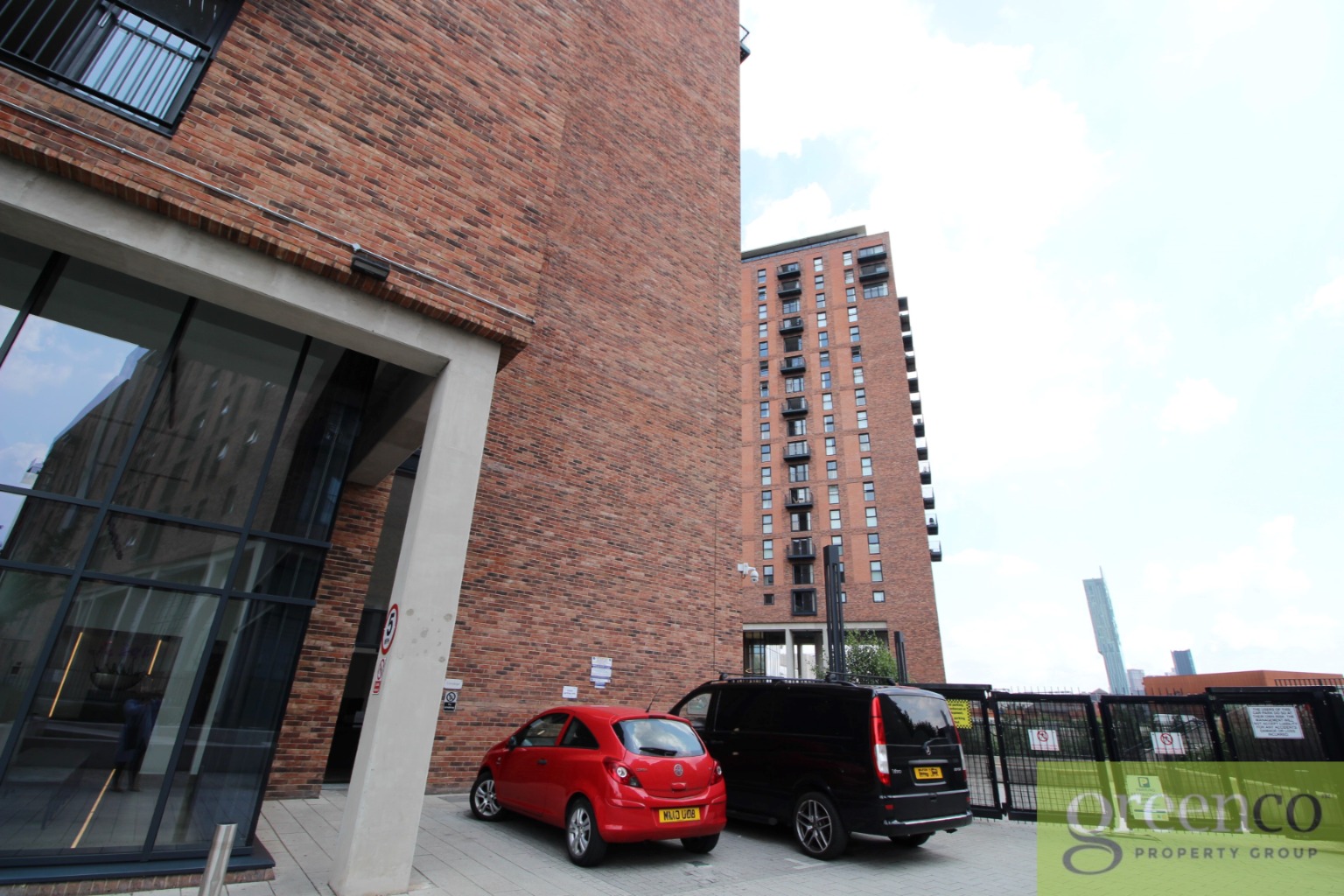 https://home.smelogin.co.uk/CustomerData/4605/680/PropertyImages/25_1699461433_5765.jpg
