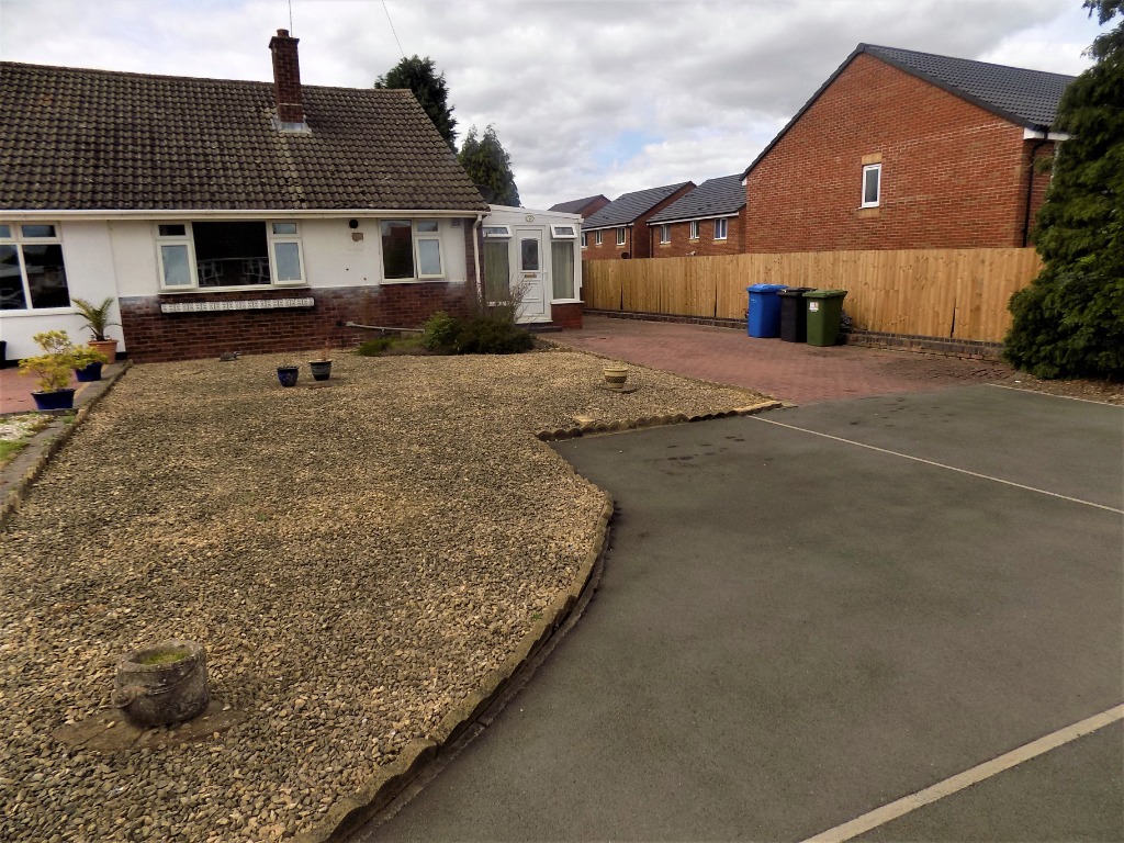 2 Bedroom Property For Sale in Tamworth £230,000