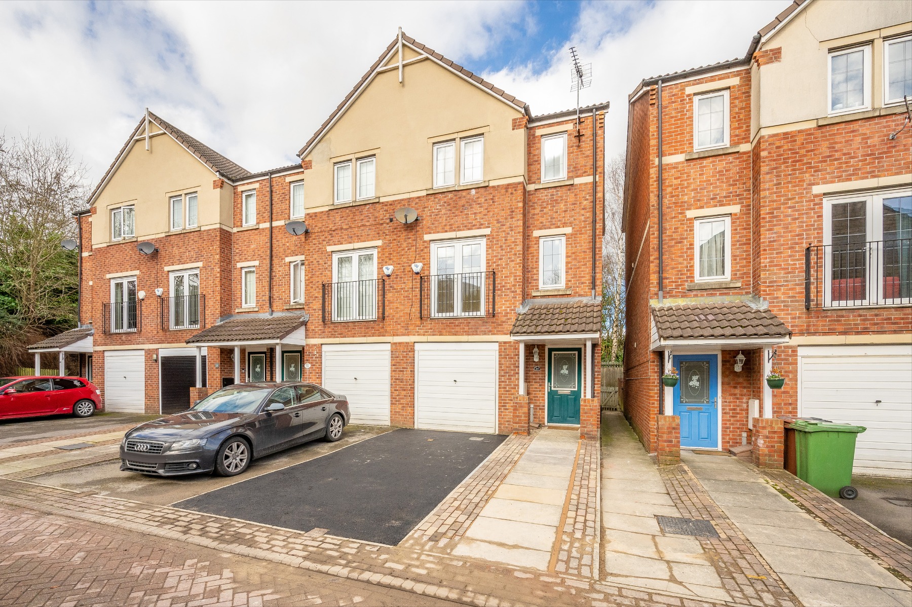 3 Bedroom Property For Sale in Morley £195,000