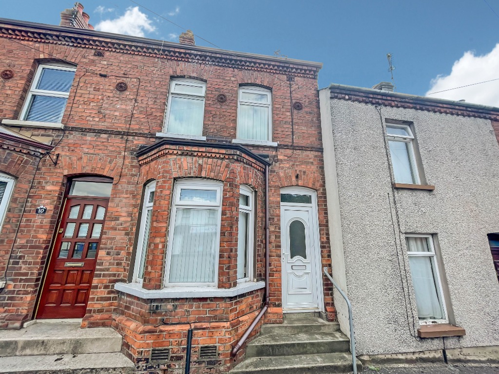 2 Bedroom Property For Rent in Lisburn £595 PCM