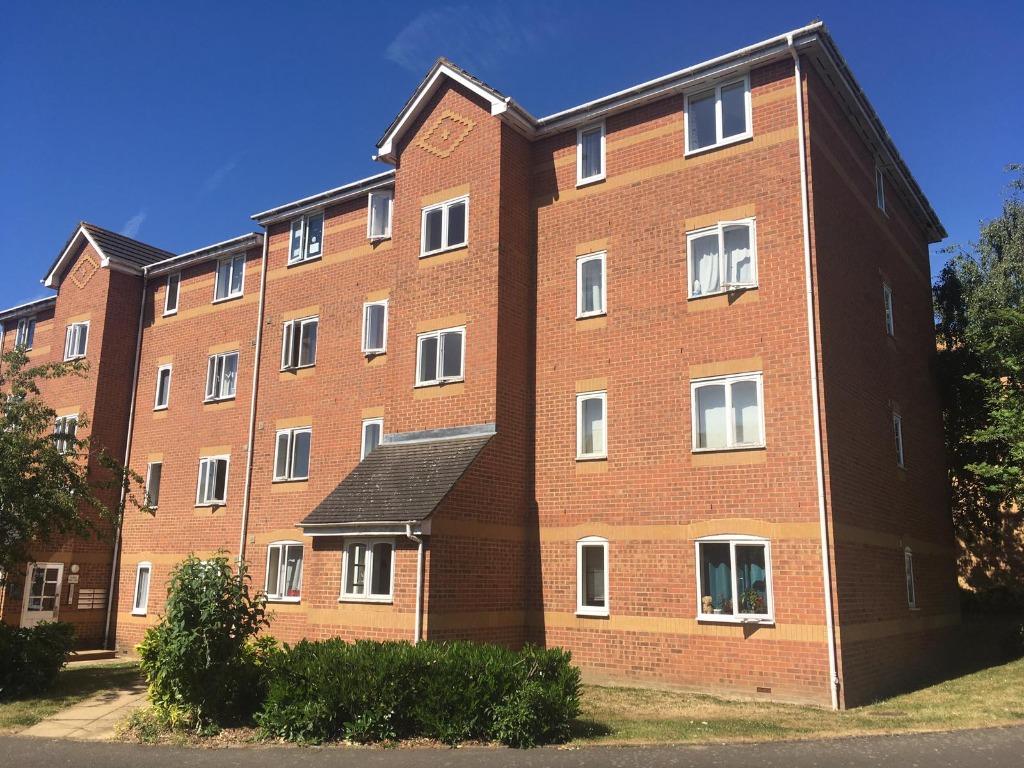 2 Bedroom Property For Rent in Aldershot £875 PCM
