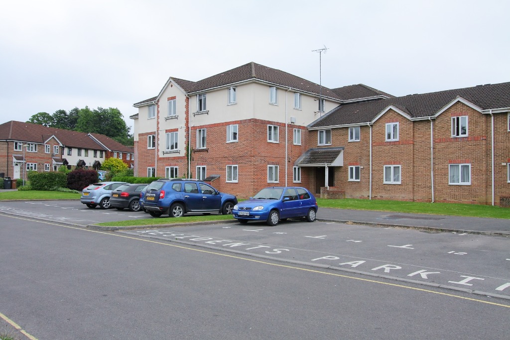 2 Bedroom Property For Sale in Andover £146,500