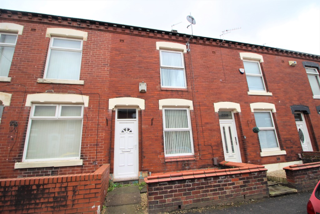 2 Bedroom Property For Rent in Oldham £600 PCM