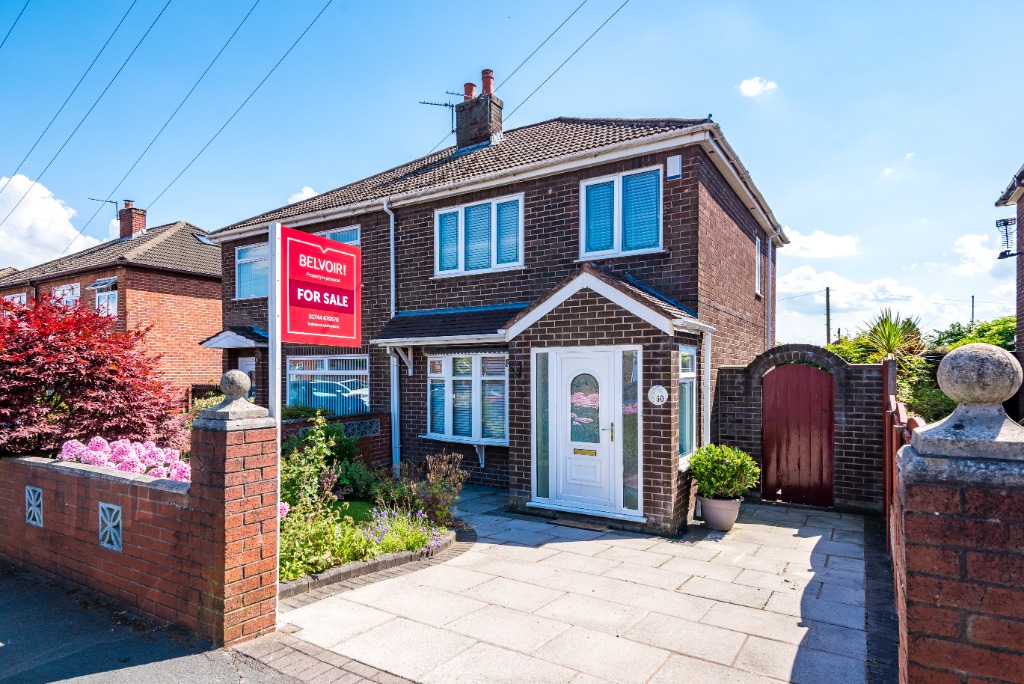 3 Bedroom Property For Sale in Haydock £175,000